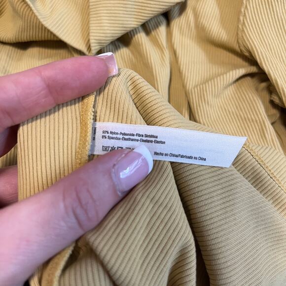 Free People Movement Yellow Ribbed Turtleneck Sweater Size Medium - Picture 3 of 5